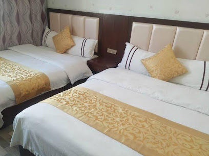 Zhaotong Fanyun Business Hotel