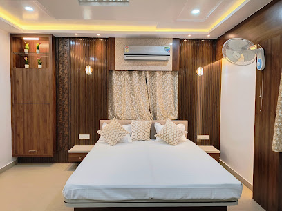Shri Shine Home Stay - Premier Accommodation In Manish Nagar | Homestay | Guest House | Serviced Apartment