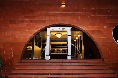Hotel Heritage Inn