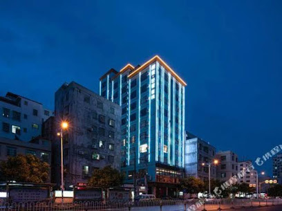 Sweet Fruit Light Luxury Hotel