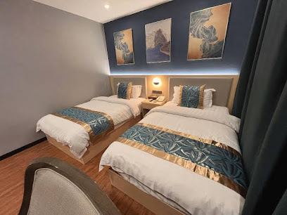 Yangchun Jinfeng Holiday Hotel