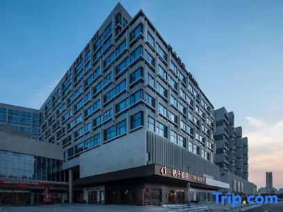 Orange Hotel