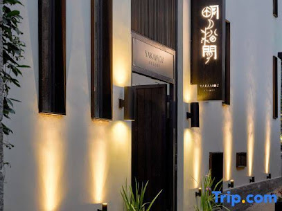 Yakamoz resort in Hai street