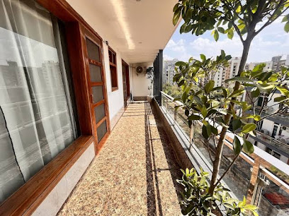 Hotel Maharaja Palace Near Medanta Hospital, Hotel in Sector 38 Gurgaon