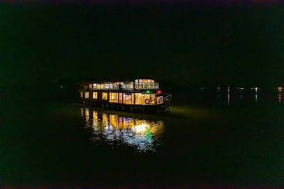 Kerala Nature Houseboat by Coco floatel