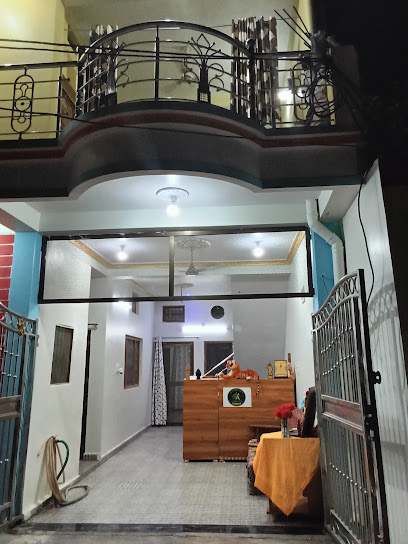 THE AARYAN VATIKA HOMESTAY, MAIHAR