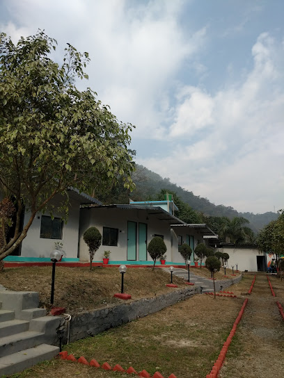 Serene vistas riverside resort