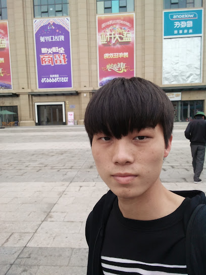 东兴时代假日酒店