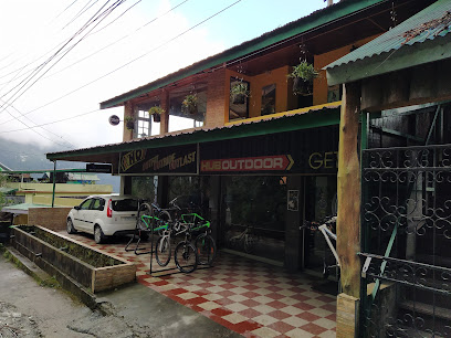 Hub Adventure Homestay