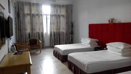 Shangri-La Hotel
