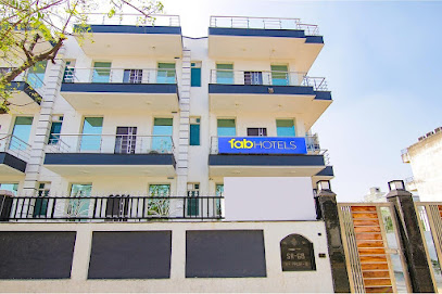FabHotel SR 68 - Hotel in DLF phase 3, Gurgaon
