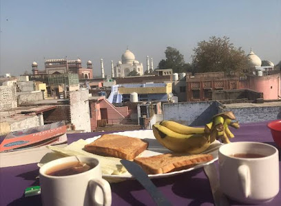 Joey's Hostel Agra