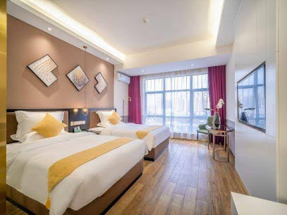 栖法里凯旋门大酒店