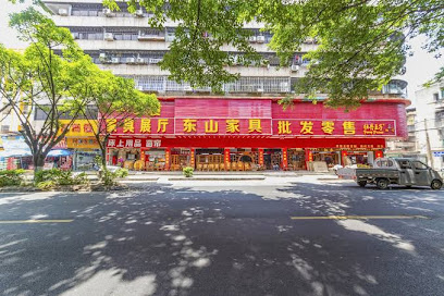 自由周末酒店