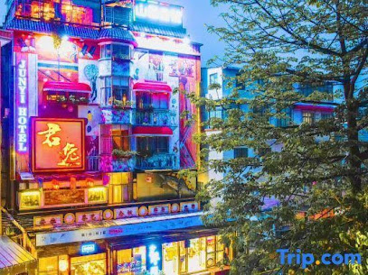 Junyi Hotel