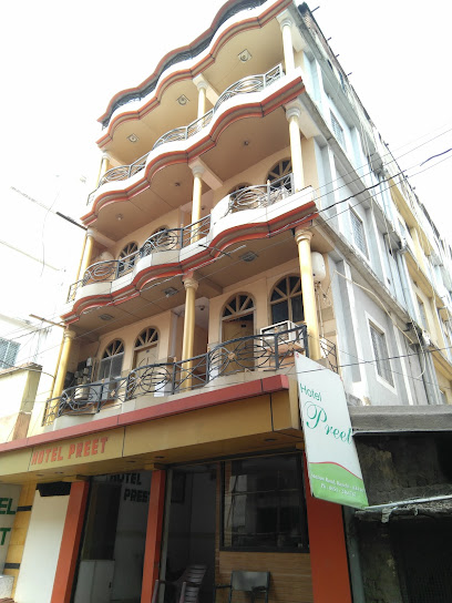 SPOT ON 61846 Preet Palace