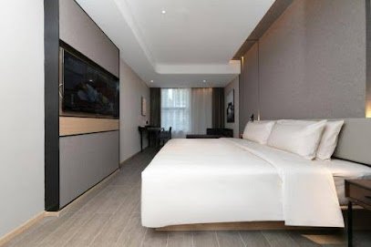 Jiaxing Nanhu Lake yaohan Atour Hotel