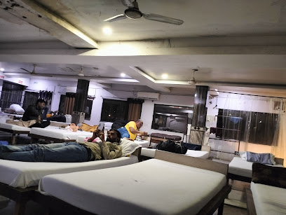 SUPREME DELUX DORMITORY