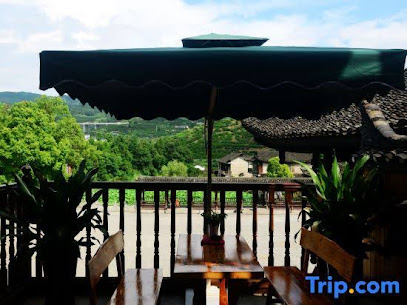 372 Jingjing's Home Inn