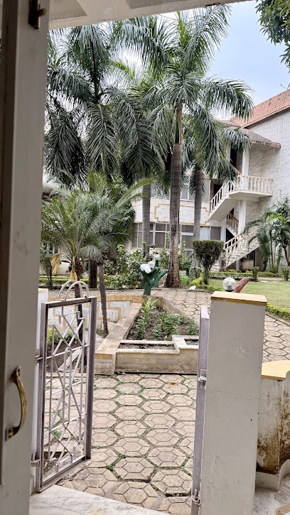 Ganga Aahana Retreat - A Satvik Luxury Stay near Ganges