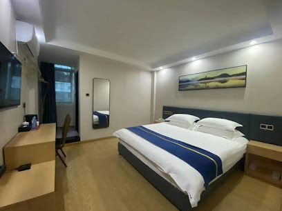 Yongxiu Noah Ark Business Hotel