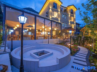 Hailuogou Shanzhiye Private Hot Spring Homestay
