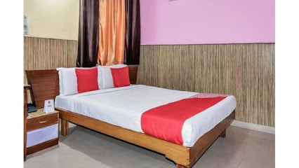 Super OYO Hotel Centre Point