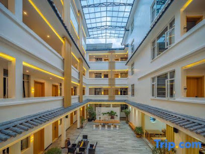 Yunduo Hotel