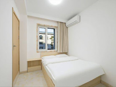 The Golden Orchid Hotel in Baekdu Mountain
