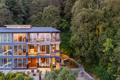 StayVista at Twilight Perch in Mussoorie | 4 BHK Premium Villa