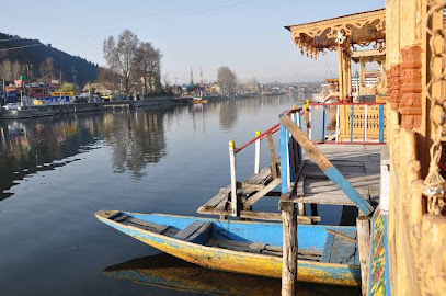 Houseboat Hunza