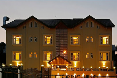 OYO Hotel Spring Hills