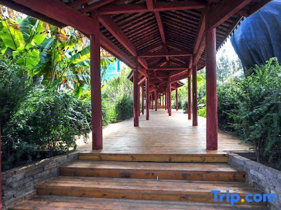 Hongshanhu Hot Spring Hotel