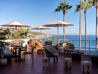 Casa Loma Beach Hotel