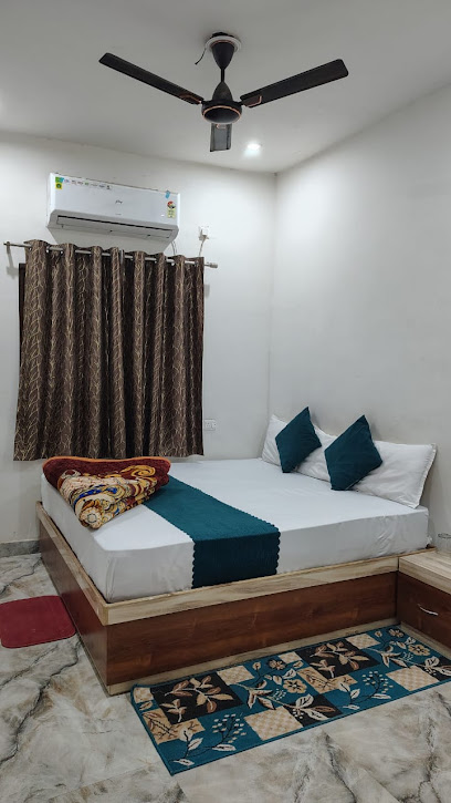 Gatiman galaxy inn paying guest house