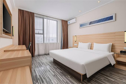 City Comfort Inn
