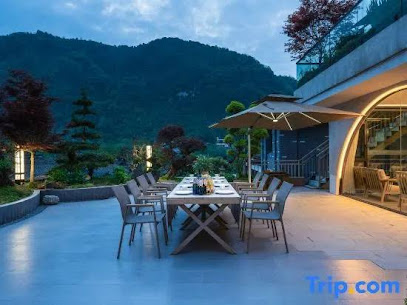 Qingcheng Mountain Nanke Yimeng Private Tang Homestay