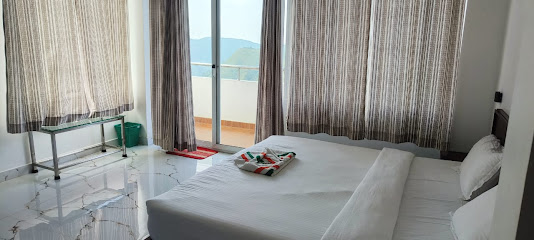 Pinnacle Resort