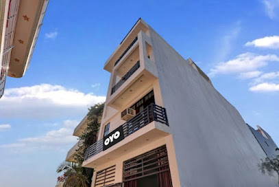 OYO 808788 AMRENDRA INN