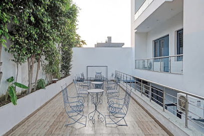 Townhouse 1139 Golf luxury Hotel Near Aravali Biodiversity Park