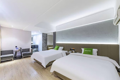 Towo Topping Hotel