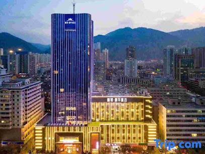 Royal•Garden Hotel