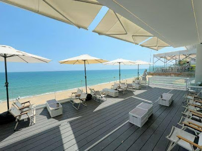 On The Sea Hotel