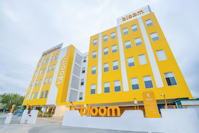 Bloom Hotel - Medicity Gurugram (near Medanta Hospital)