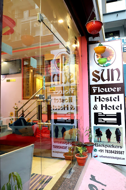 Sunflower Hostel and Hotel Rishikesh