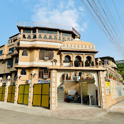 Hotel Empire Palace | Near Fateh Sagar Lake