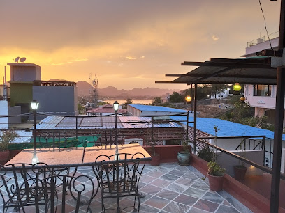Hotel Girnar Villa