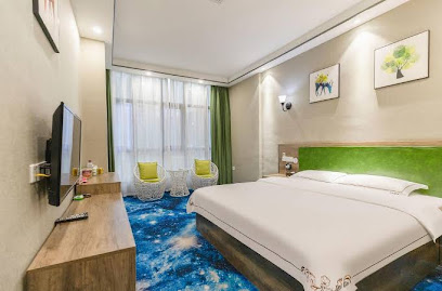 Xingyi Lily Hotel
