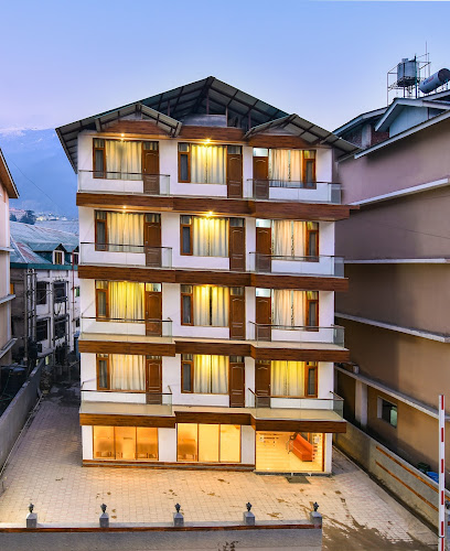 Hotel Manali Mantra – Manali Mall Road