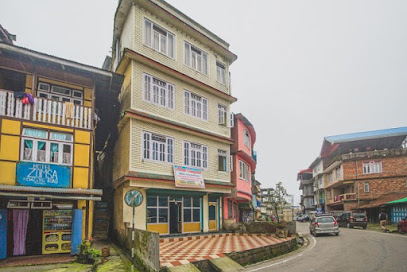 OYO 40100 Hotel Sangrila